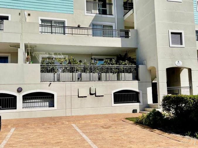 1 Bedroom Property for Sale in Milnerton Central Western Cape